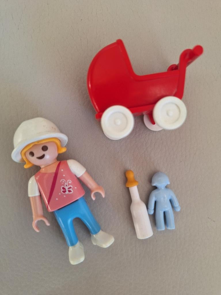 Playmobil meisje met poppenwagen 6810, Kinderen en Baby's, Speelgoed | Playmobil, Ophalen of Verzenden