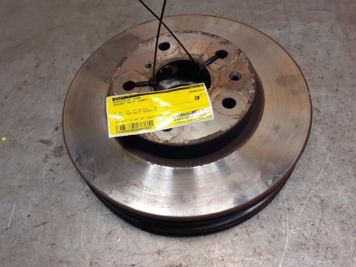 Disque de frein avant d'un Suzuki SX-4, Enlèvement ou Envoi, 3 mois de garantie, Utilisé, Suzuki