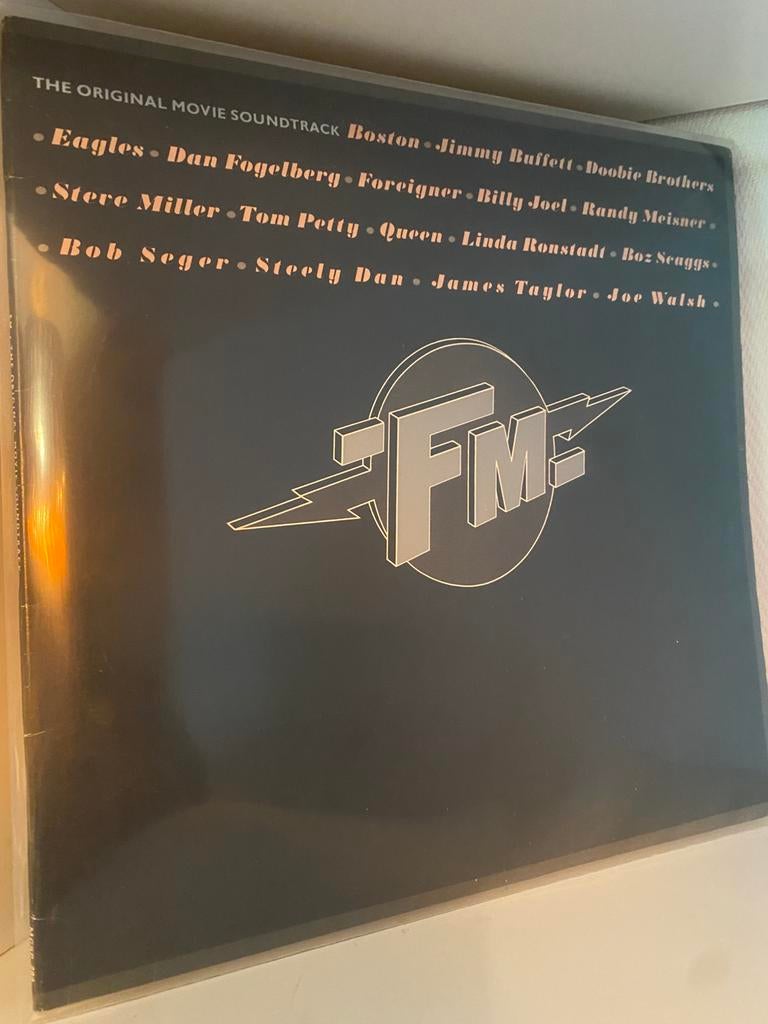 FM - The Original Movie Soundtrack - UK 1978, Envoi, Utilisé