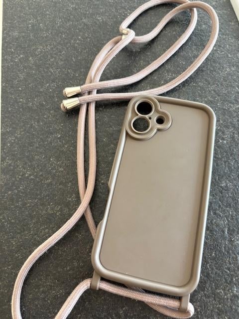 Gsm hoesje met touw iphone 16 plus, Ophalen of Verzenden, Zo goed als nieuw, Hoesje of Tasje