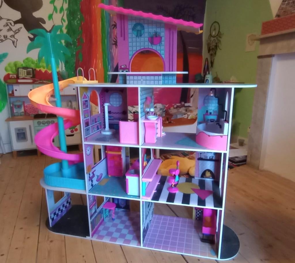 Lol suprise groot poppenhuis, Ophalen, Zo goed als nieuw, Poppenhuis