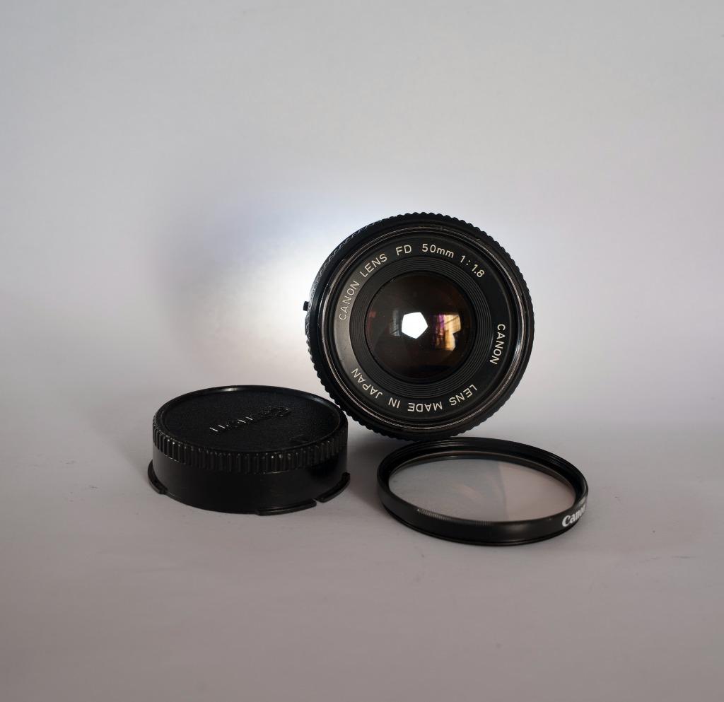 Canon nFd 50mm f/1.8 met dakraamfilter canon tester, Audio, Tv en Foto, Ophalen of Verzenden, Zo goed als nieuw, Spiegelreflex