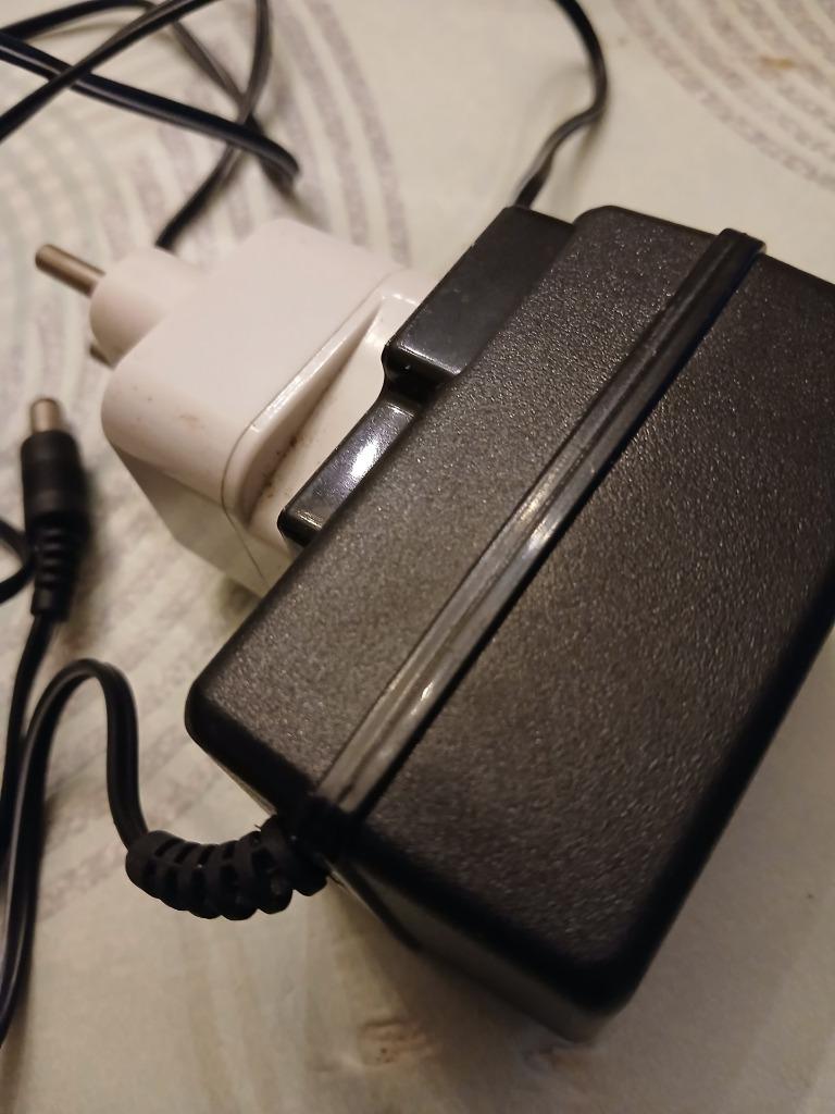 Chargeur 12v philips, Enlèvement, Comme neuf