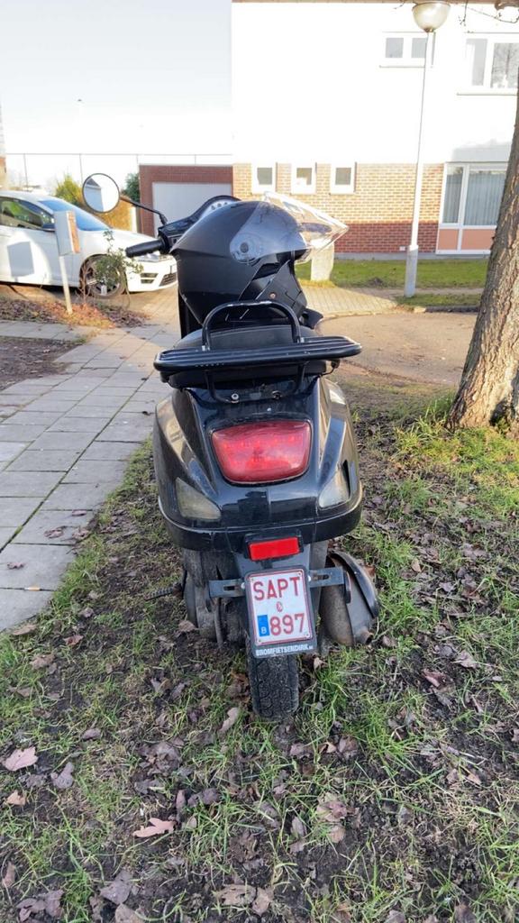 Turbho rl scooter 50cc, Fietsen en Brommers, Gebruikt, Benzine, Ophalen, Overige merken