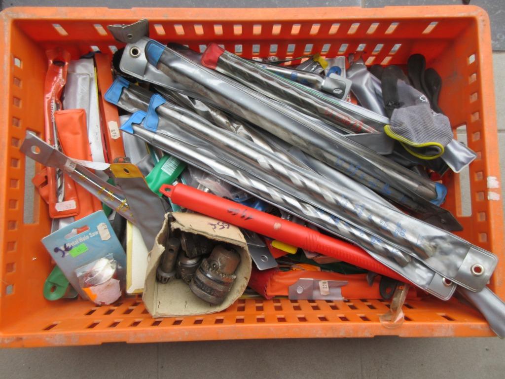 Lot boren +-80 stuks- en boorkoppen, Bricolage & Construction, Outillage | Foreuses, Enlèvement, Neuf