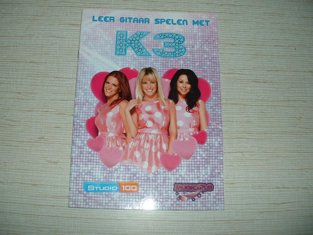 boekje leer gitaar spelen met K3, Boeken, Kinderboeken | Jeugd | onder 10 jaar, Ophalen of Verzenden, Nieuw, Studio 100