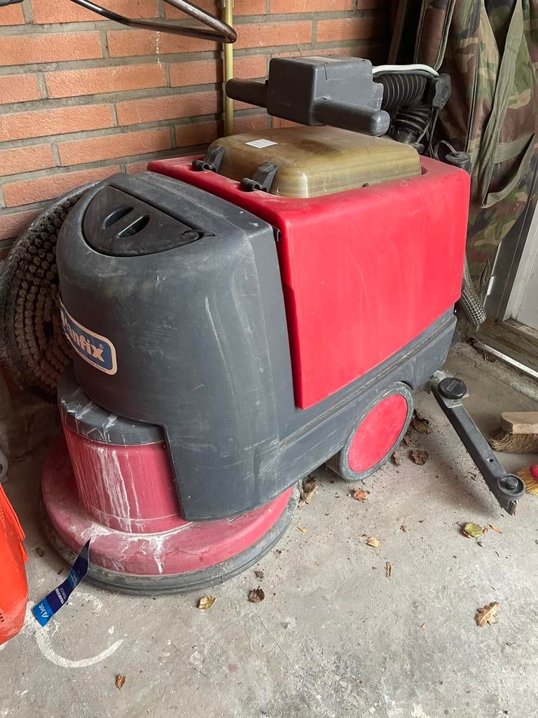 Cleanfix, Enlèvement ou Envoi, Utilisé, Machine de nettoyage à brosse