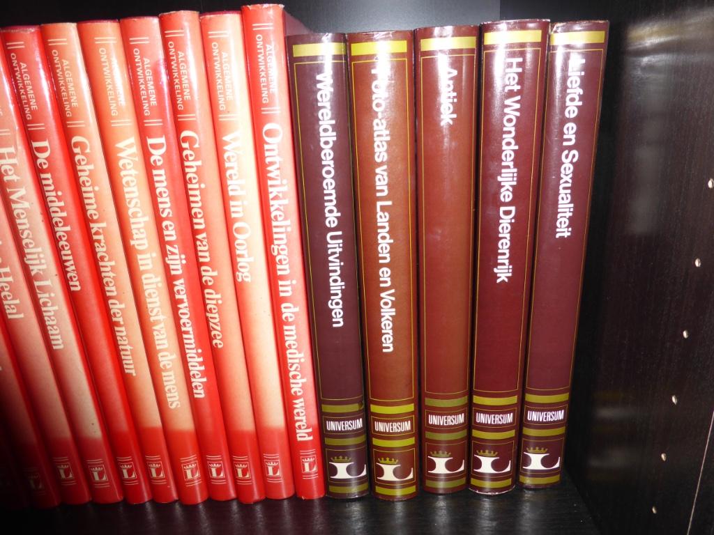 Lecturama universum (8 stuks), Boeken, Ophalen of Verzenden, Zo goed als nieuw