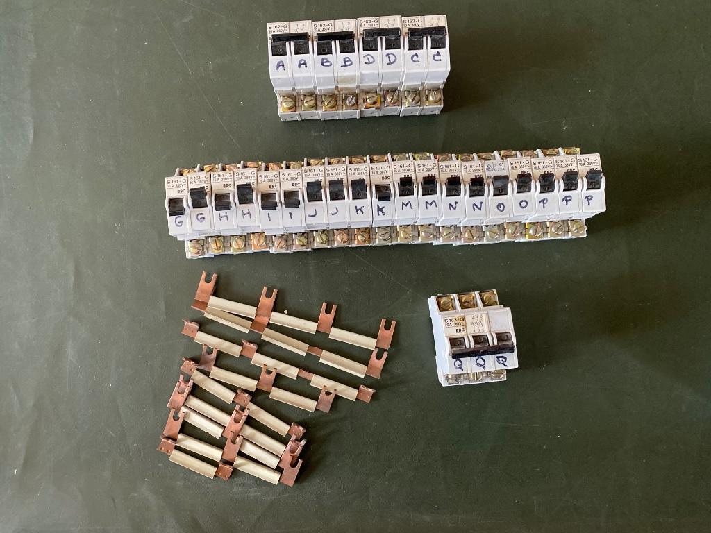 Anciens fusibles et automates BBC (Brown Boveri), Bricolage & Construction, Électricité & Câbles, Enlèvement ou Envoi, Utilisé