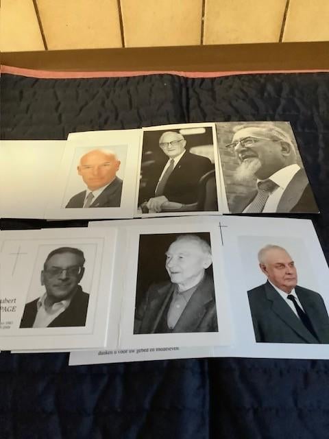 doodsprentjes Priesters 13 m/foto 7 z/f, Ophalen of Verzenden, Bidprentje