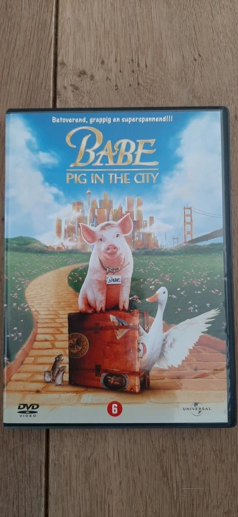 Babe, Pig in the city, Vanaf 6 jaar, Ophalen of Verzenden, Zo goed als nieuw