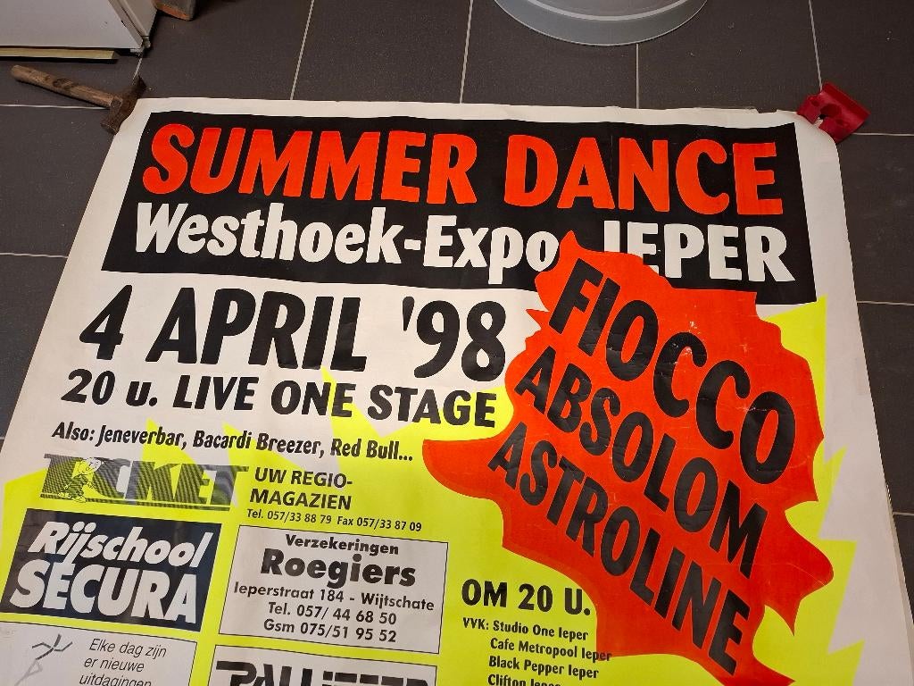 Grote posters en affiches, Verzamelen, Posters, Gebruikt, Muziek, Deurposter of groter, Vierkant, Ophalen of Verzenden