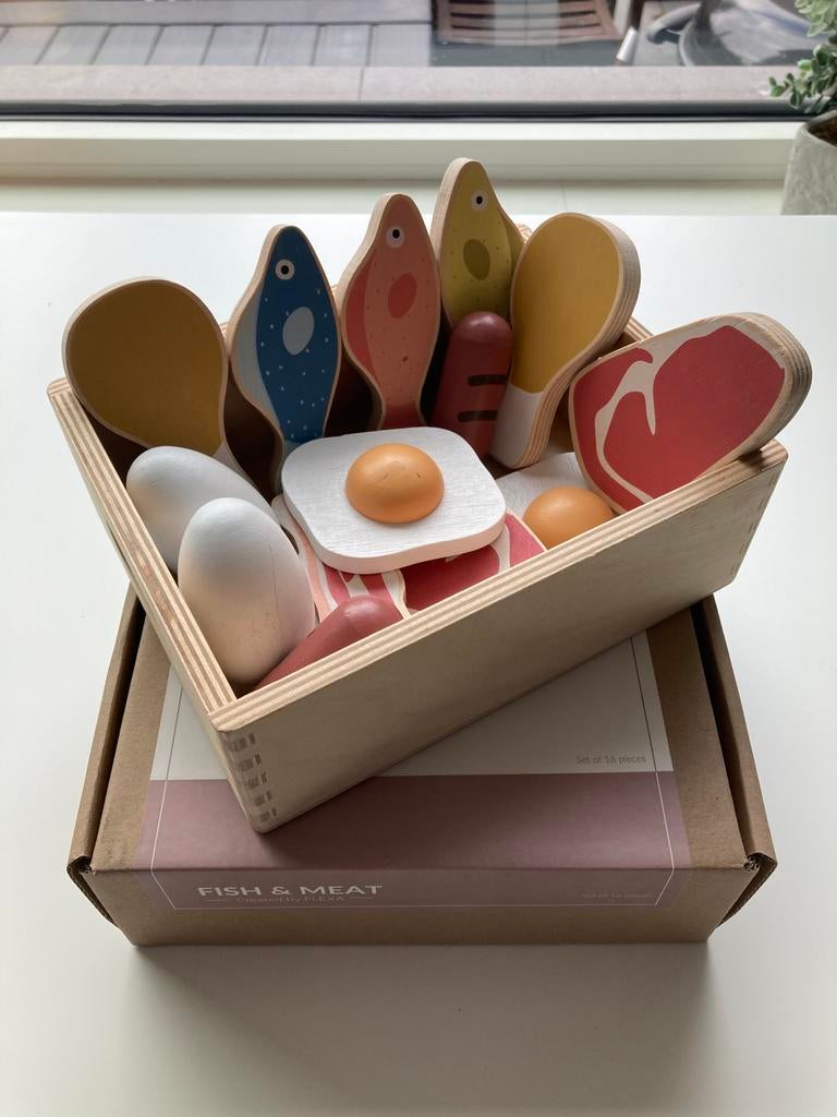 Kitchenette enfant :  viande et poisson en bois, Enfants & Bébés, Jouets | Jouer aux cuisines, Comme neuf, Enlèvement ou Envoi