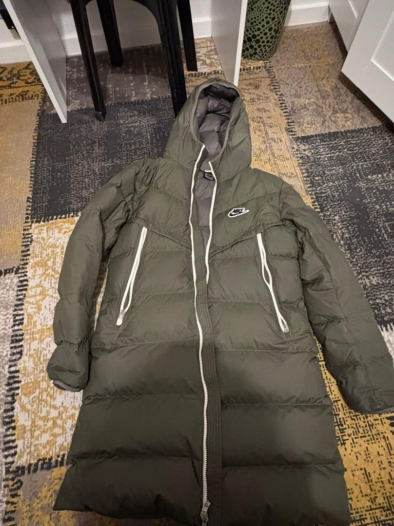 Longue veste nike kaki, Vêtements | Hommes, Vestes | Hiver, Enlèvement ou Envoi, Comme neuf, Taille 46 (S) ou plus petite, Vert