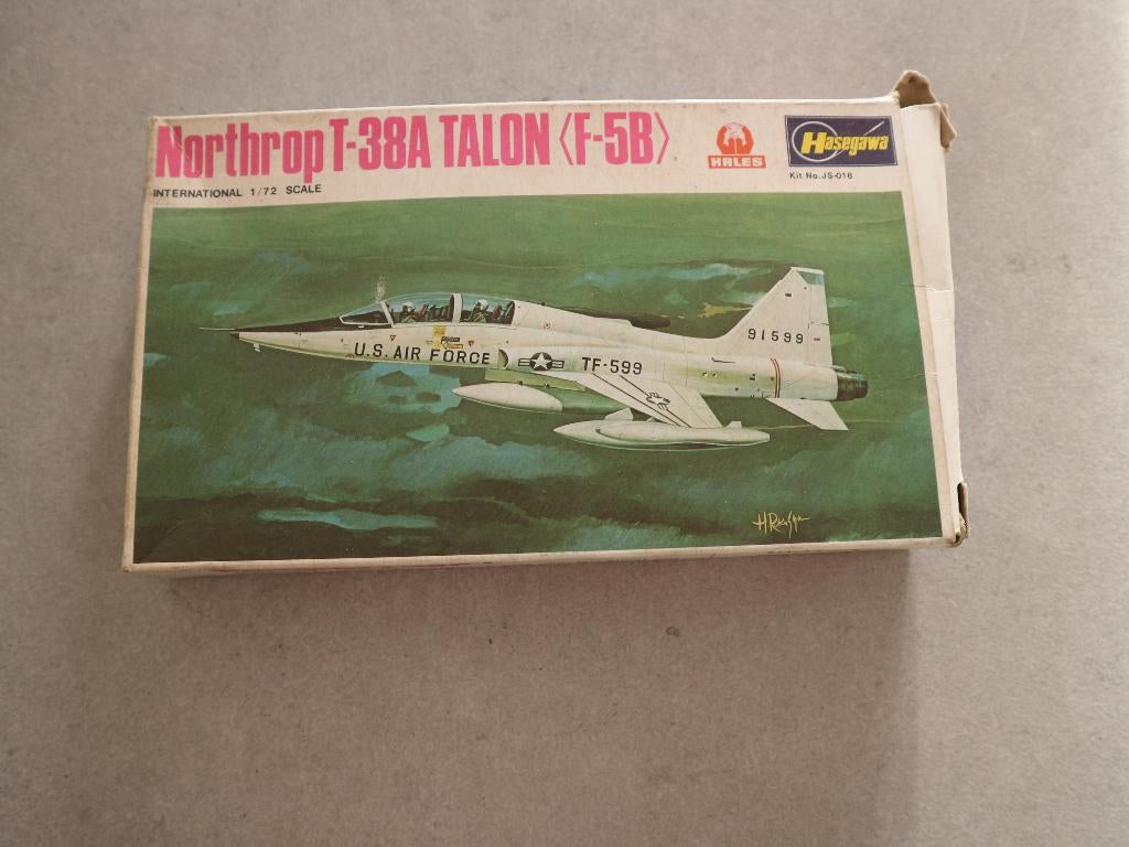 Hasegawa T38 Talon, Hobby & Loisirs créatifs, Modélisme | Avions & Hélicoptères, Hasegawa, Enlèvement ou Envoi, Comme neuf, 1:72 à 1:144