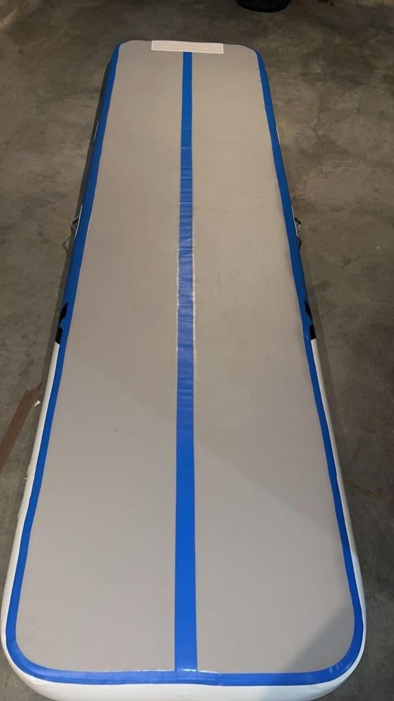 Airtrack - 4m (inclusief pomp en reparatiekit), Ophalen, Zo goed als nieuw, Blauw, Materiaal