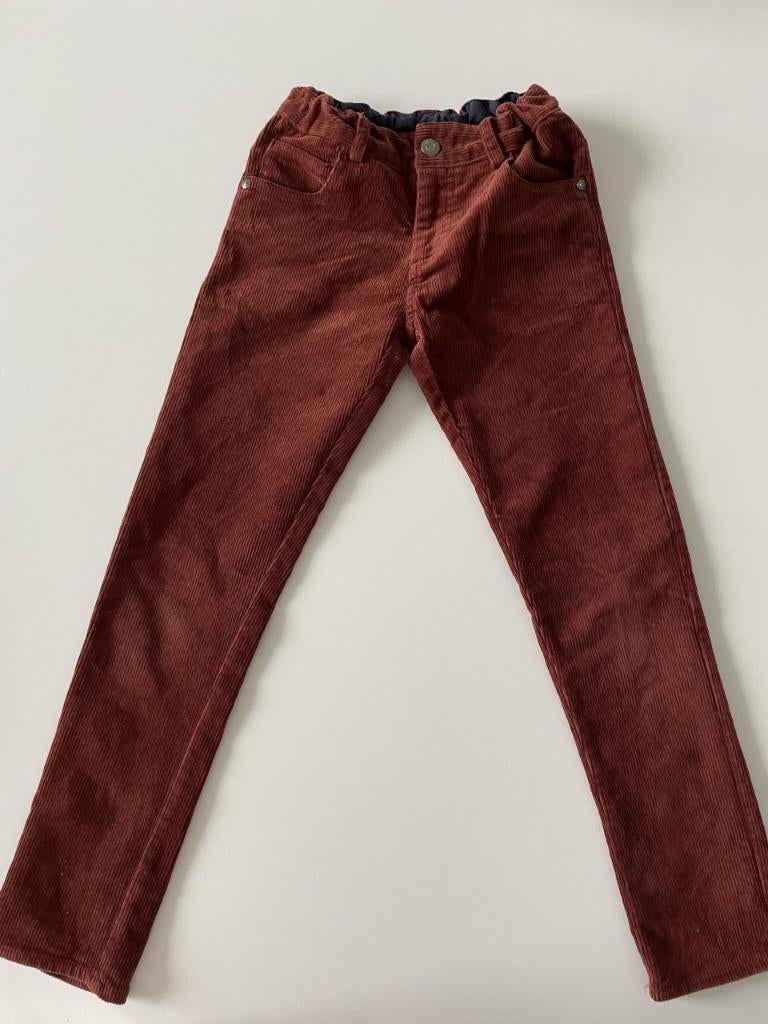 Bruine kwalitatieve fluwelen broek maat 134, Kinderen en Baby's, Kinderkleding | Maat 134, Zo goed als nieuw, Jongen, Broek, Ophalen of Verzenden