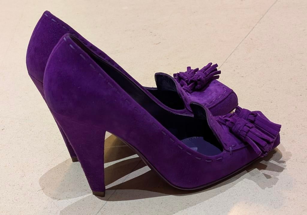Escarpins YSL en daim violet, Vêtements | Femmes, Chaussures, Porté, Escarpins, Enlèvement ou Envoi