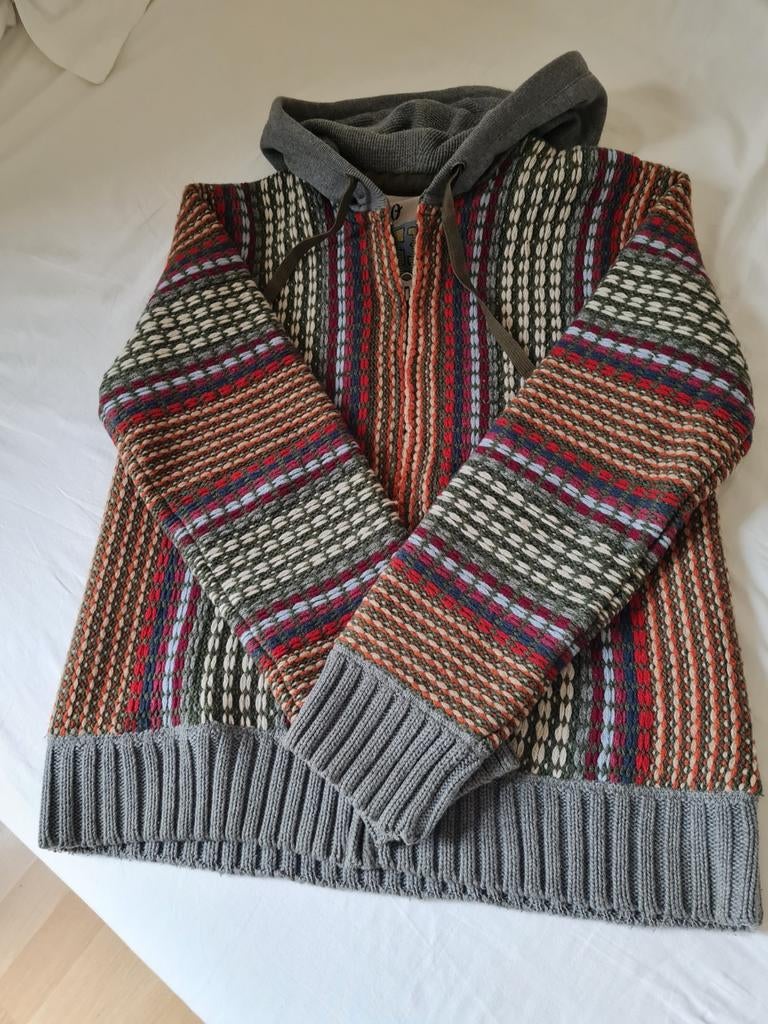 Pull/veste R95Th + fermeture éclair + capuche + doublure méd, Autres couleurs, R95Th, Comme neuf, Enlèvement