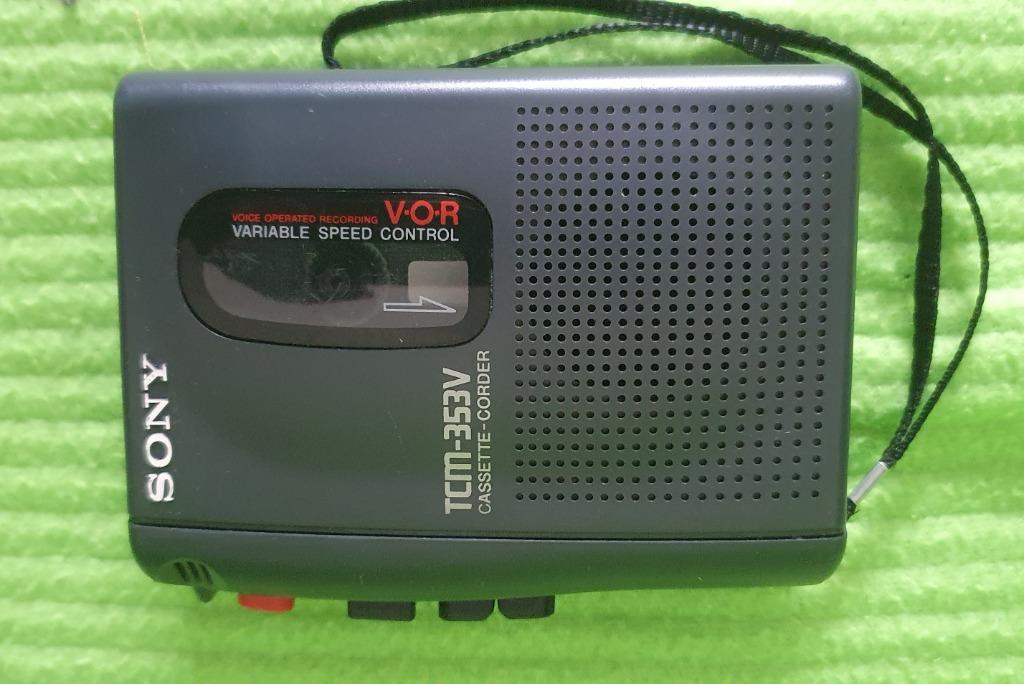 Sony TCM 353V tape recorder, Enlèvement