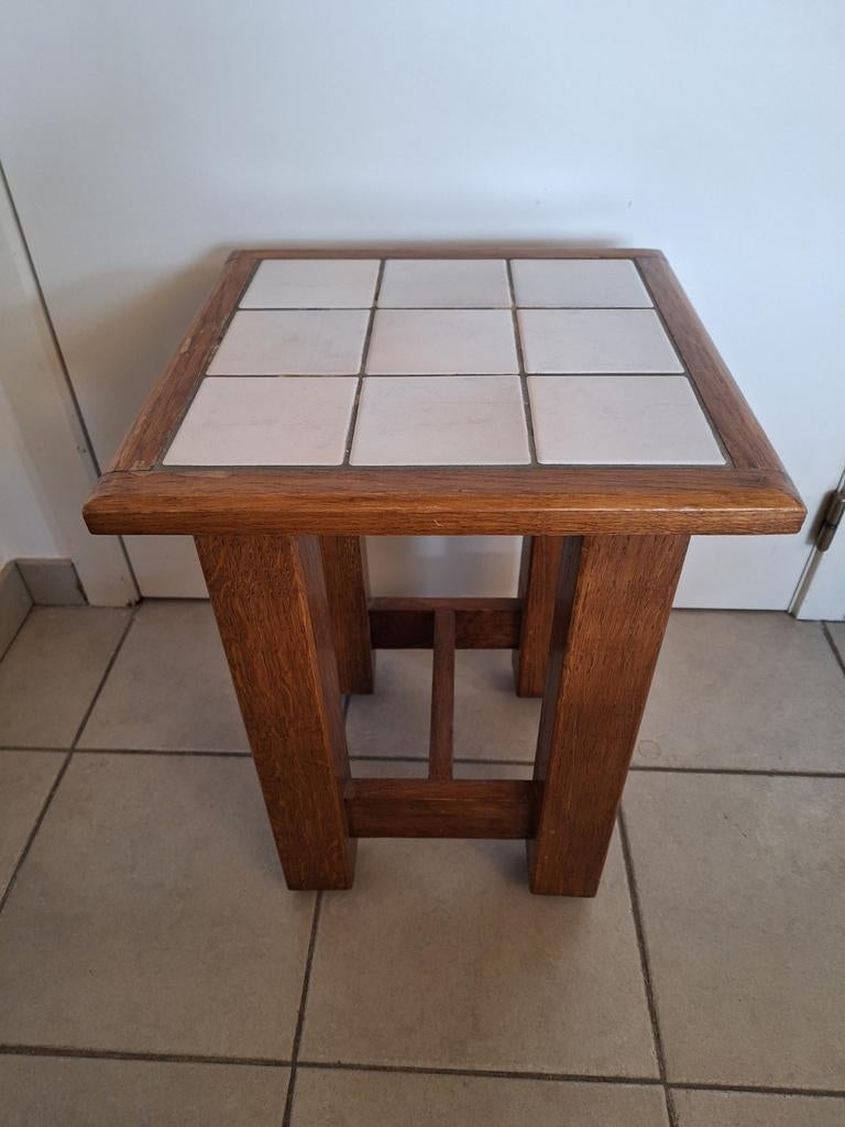 Stevig houten bijzettafeltje, Ophalen