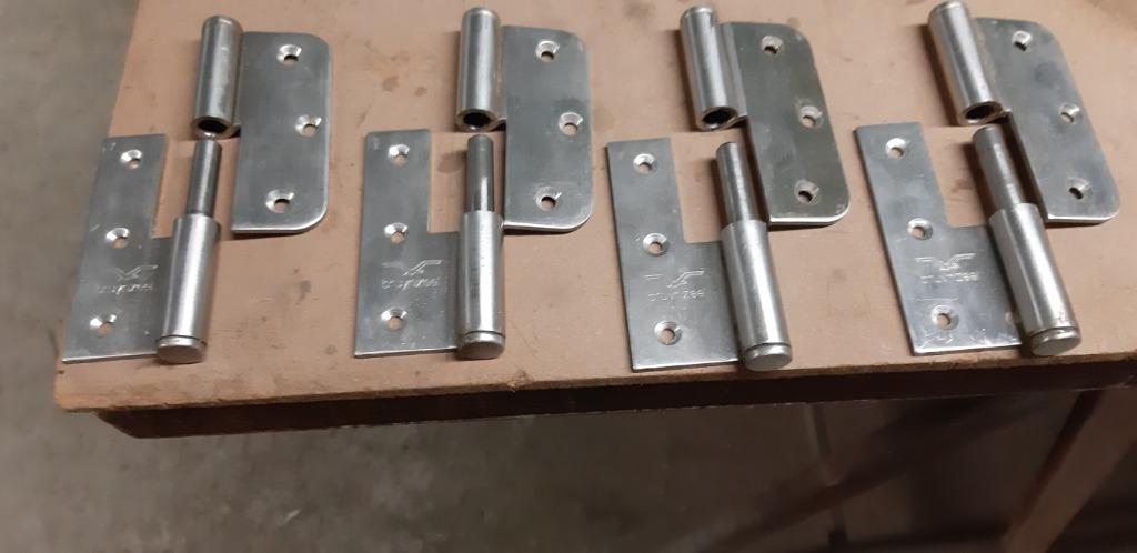 4 stevige inox scharnieren, Ophalen, Zo goed als nieuw, Inox, Scharnier