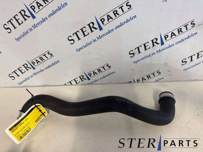 Tuyau radiateur d'un Mercedes C-Klasse, Mercedes-Benz, 3 mois de garantie, Utilisé, Info@sterparts.nl