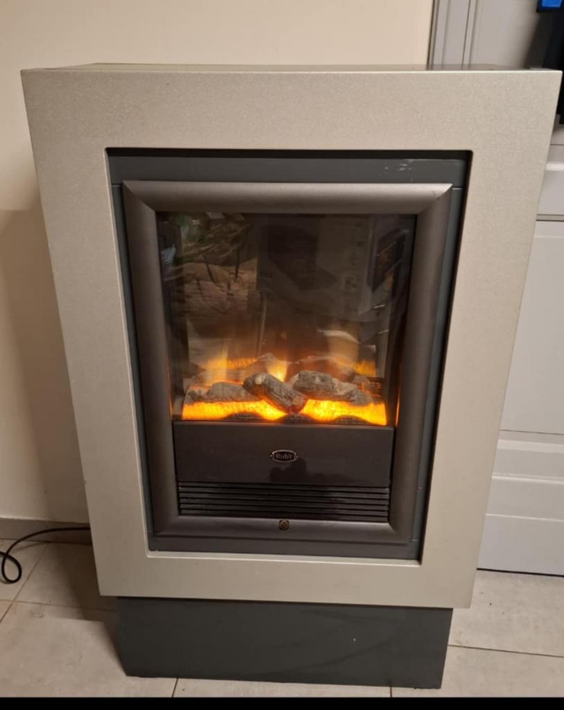 Electrische sfeerhaard Ruby, Huis en Inrichting, Haarden, Ophalen, Zo goed als nieuw