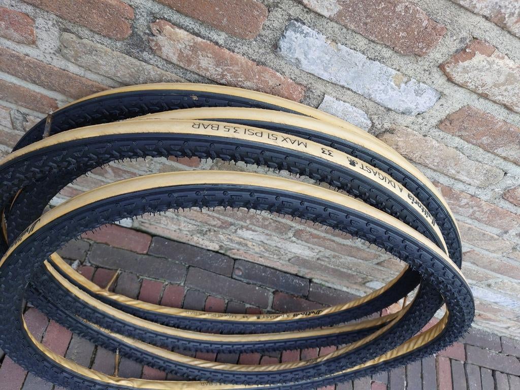 Crosstubes nieuw en gebruikt, Enlèvement, Utilisé, Pneu