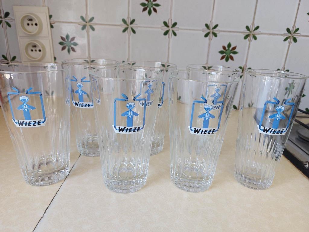 Ongebruikte oude bierglazen Wieze, Verzamelen, Ophalen, Nieuw, Glas of Glazen