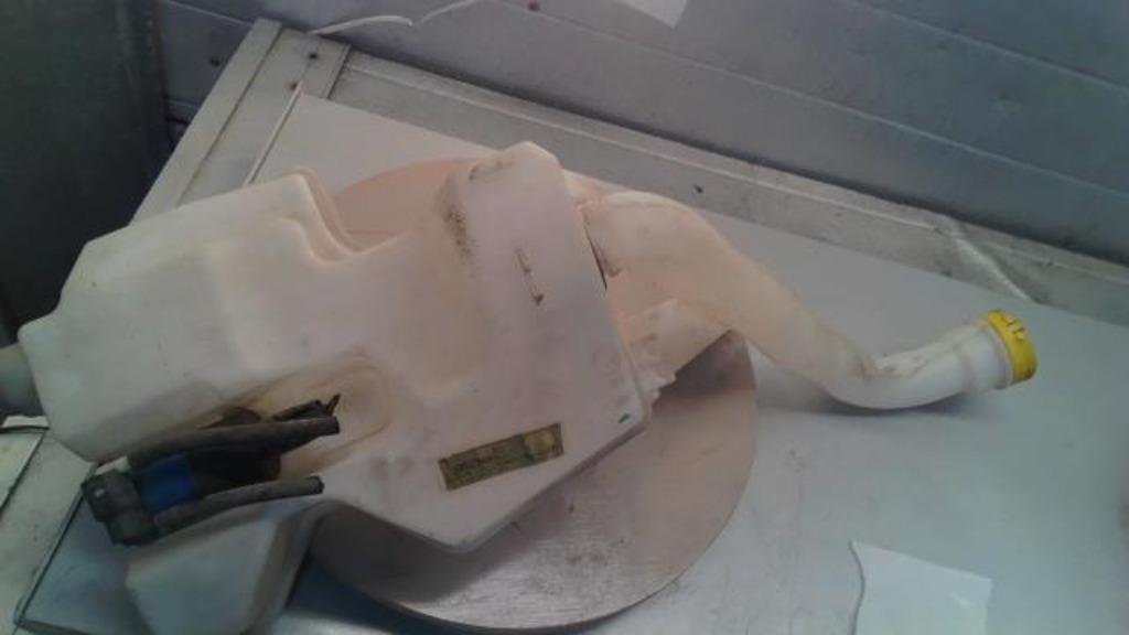 Vase de lave glace avant Renault Clio 4 2012-2016 LP/14478, Enlèvement, Utilisé, Renault