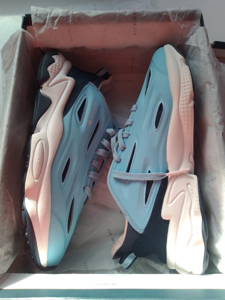 adidas ozweego maat 44 2/3 arsenal editie (150€) als nieuw, Vêtements | Hommes, Chaussures, Comme neuf, Adidas, Chaussures de sport