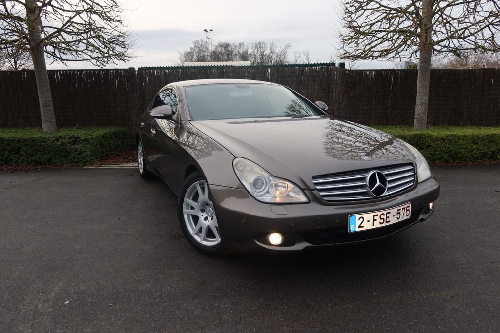 Mercedes-Benz CLS 350 V6 – 3.5 Benzine – Luxe & Krachtig, Auto's, Achterwielaandrijving, Beige, Beige, Leder