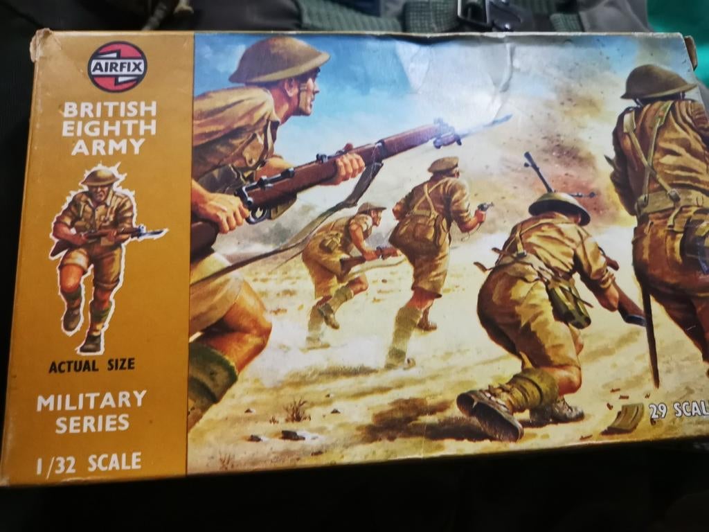 Vintage Airfix British Eight Army Military Series 1/32, Enlèvement ou Envoi, Comme neuf, Personnage ou Figurines