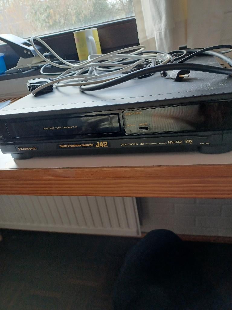 Panasonic video recorder, Enlèvement, Utilisé, Lecteur ou enregistreur vidéo 2000