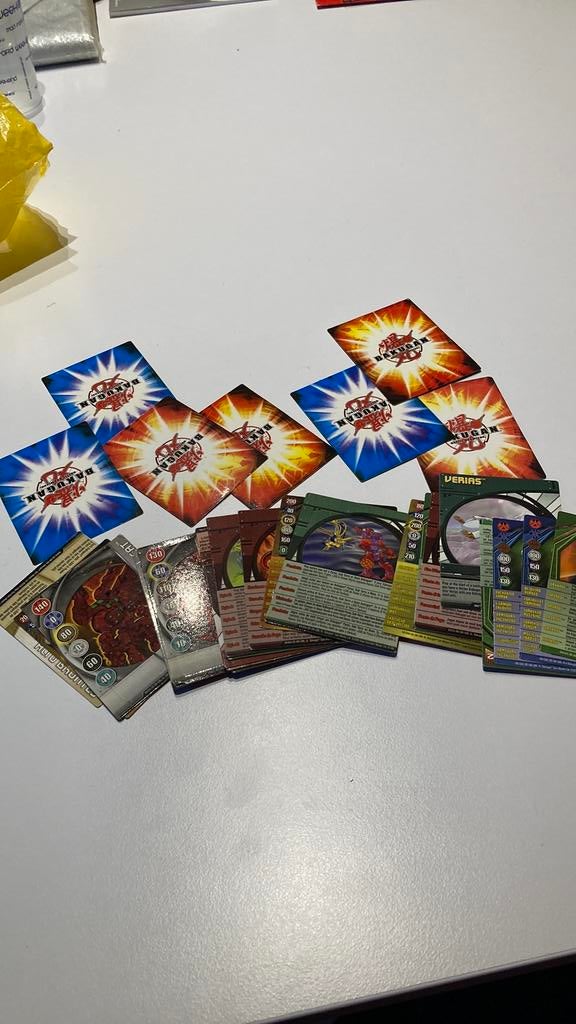 Bakugan speelkaarten, Ophalen