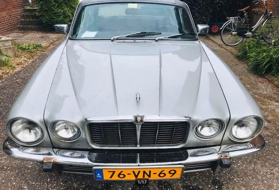 engelse oldtimer auto, Jaguar XJ6  4.2 serie 2, Autos, Oldtimers & Ancêtres, Particulier, Autres marques, Essence, Argent ou Gris