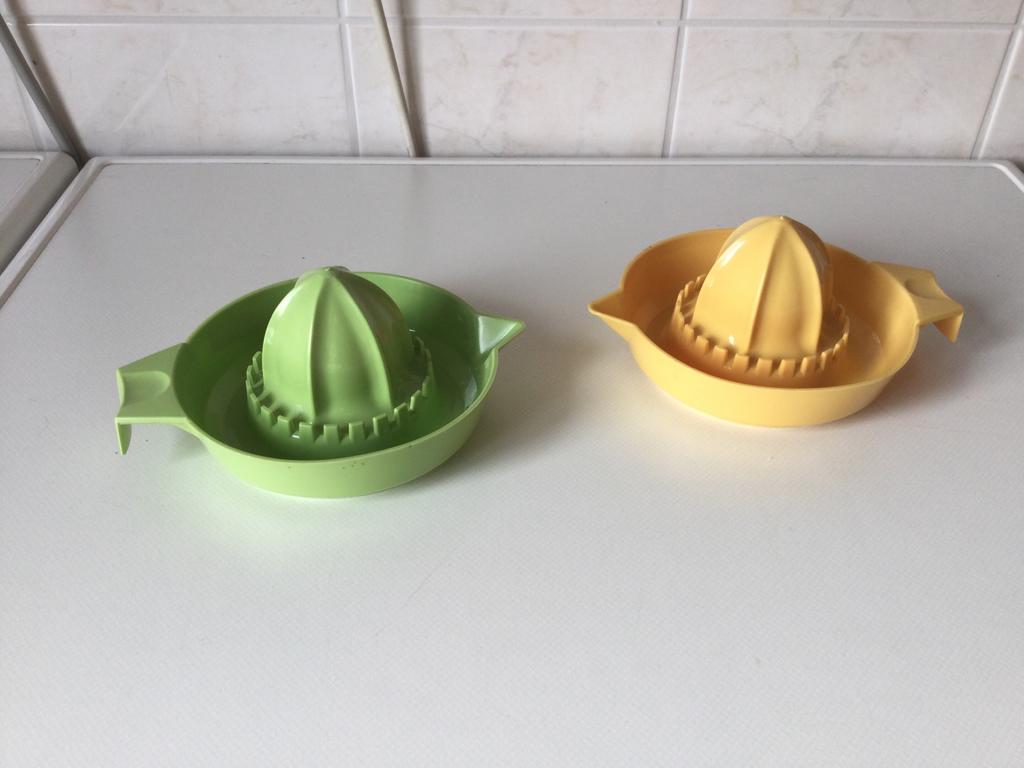 Citruspers - 2 stuks, Huis en Inrichting, Keuken | Tupperware, Ophalen of Verzenden, Zo goed als nieuw