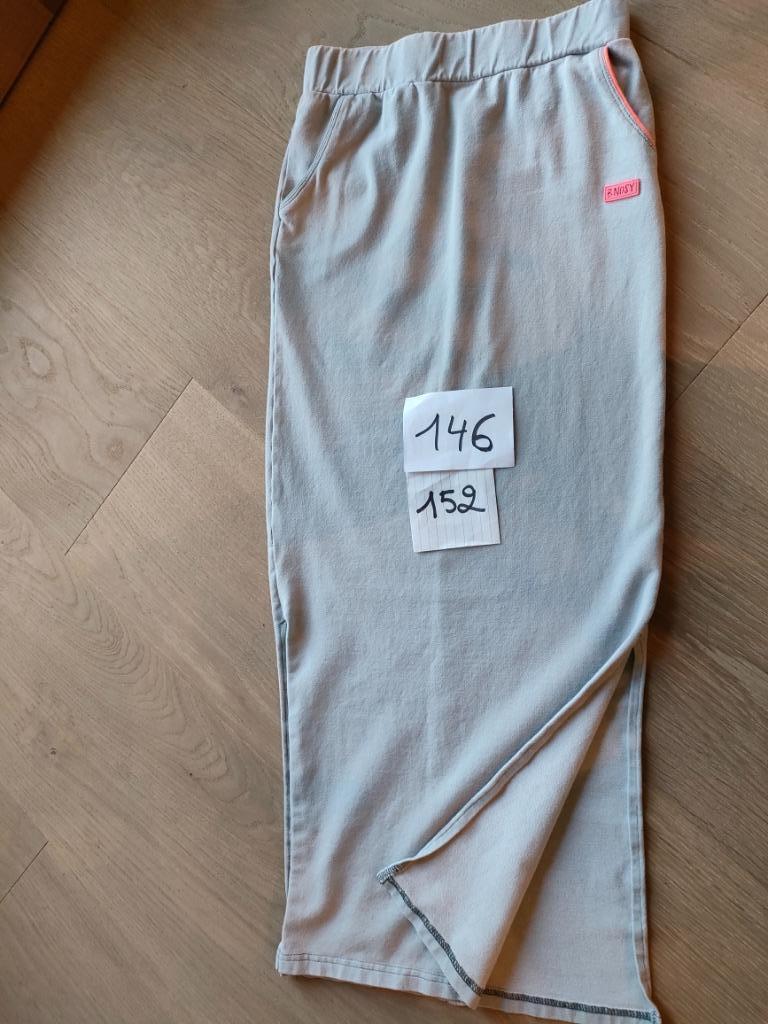 B Nosy lange rok lichtgrijs split mt 146, Robe ou Jupe, Enlèvement ou Envoi, B nosy, Utilisé