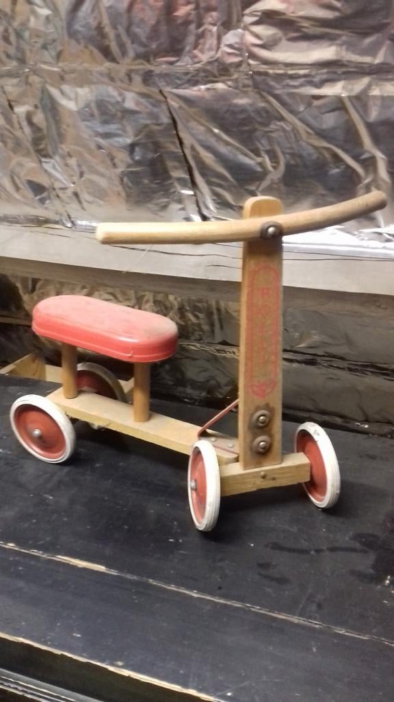 Retro loopfietsje, Ophalen