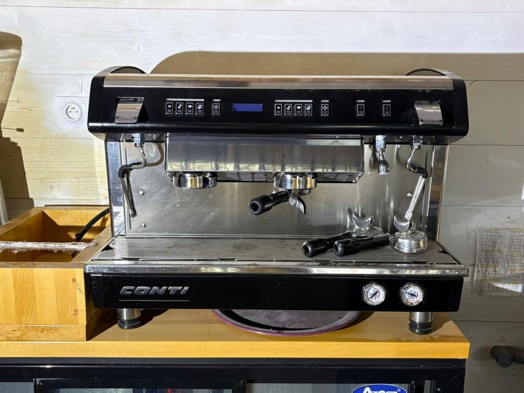 Machine à café CONTI professionnelle X-One 2 Groupes, Enlèvement ou Envoi, Utilisé, Café et Espresso