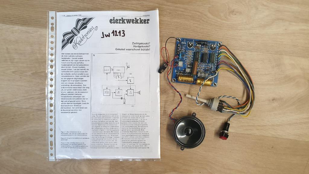 jw1213: ontwerp: Eierkwekker (eierkoker ) Elektuur  11/78, Enlèvement ou Envoi, Comme neuf