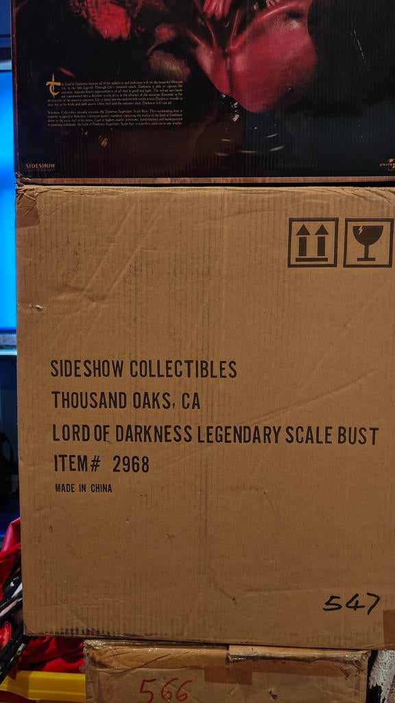 SIDESHOW COLLECTIBLES, Ophalen