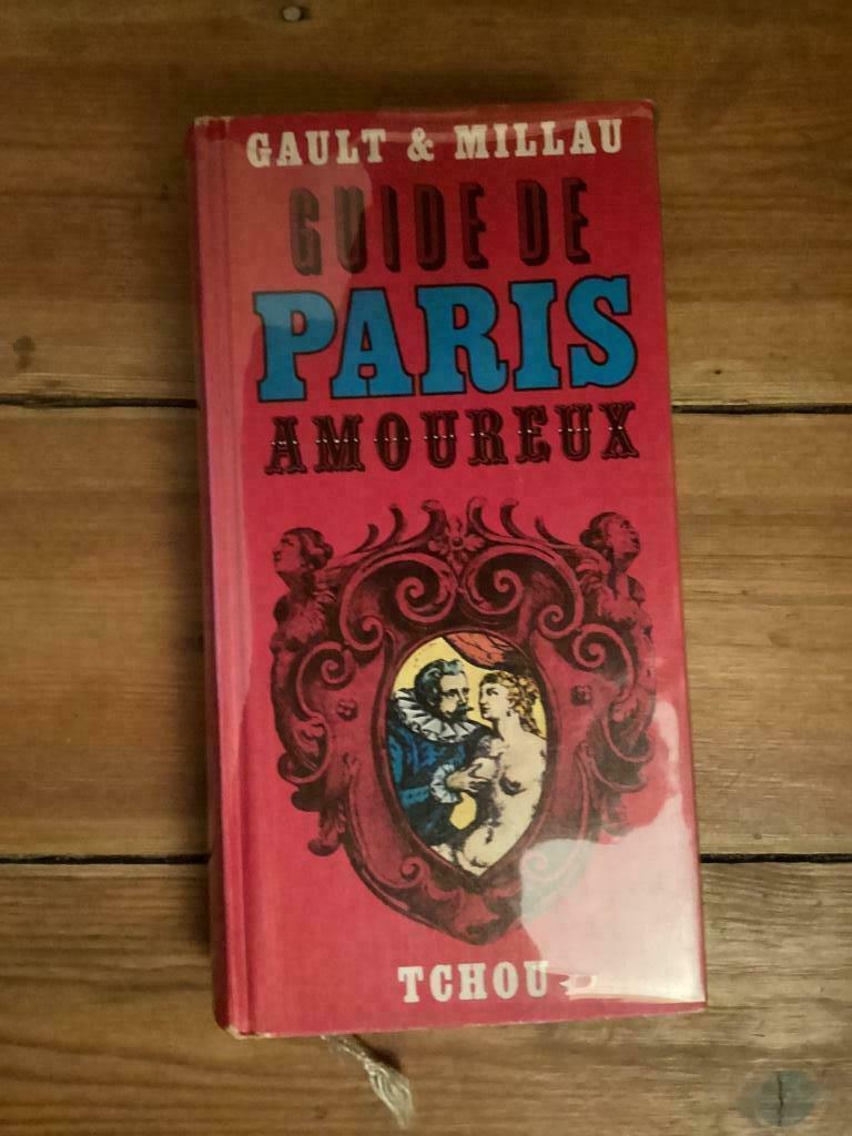 Guide du Paris amoureux Gault-Millau, Boeken, Europa, Ophalen of Verzenden, Reisgids of -boek, Gelezen