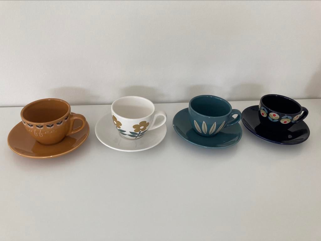 4 x kop met schoteltje van Maison du monde., Huis en Inrichting, Keuken | Servies, Ophalen, Nieuw, Overige stijlen, Kop(pen) en/of Schotel(s)