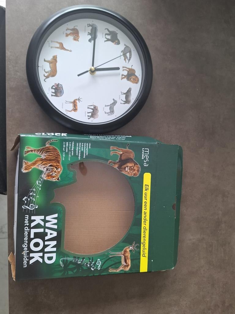 Wandklok met dierengeluiden, Ophalen of Verzenden, Zo goed als nieuw
