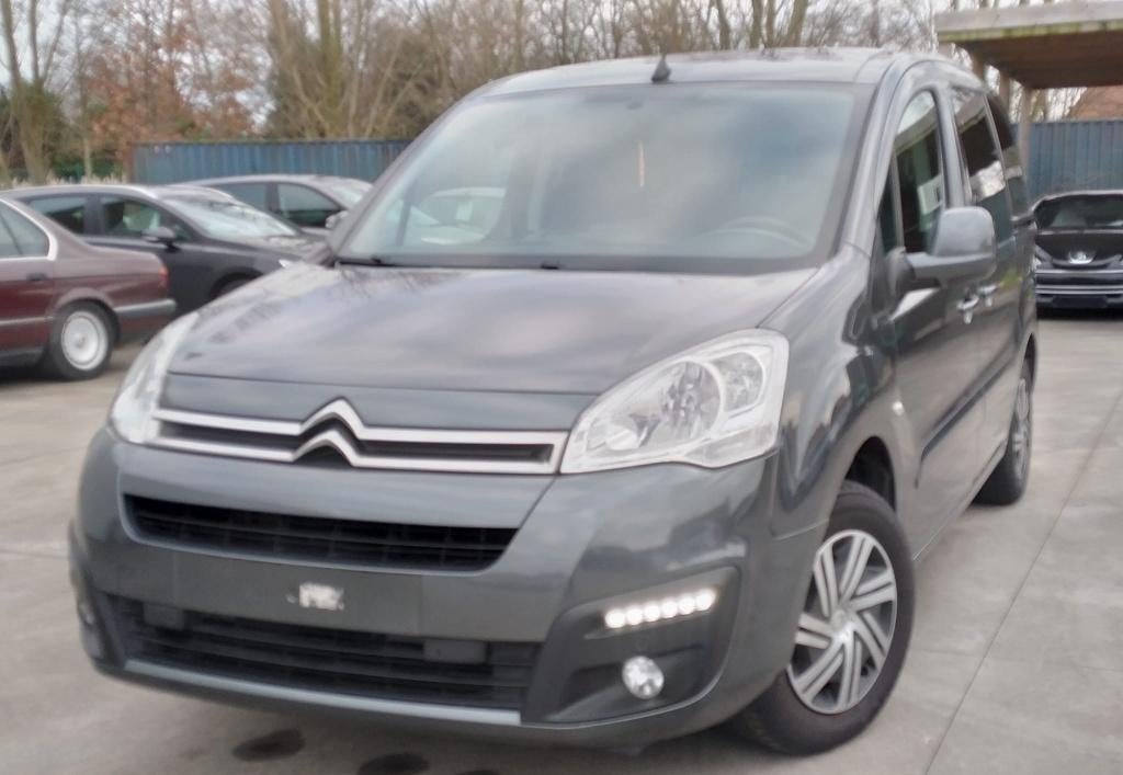 Citroen Berlingo 1.2 PureTech M Live S, Autos, Achat, Euro 6, 5 portes, Berlingo