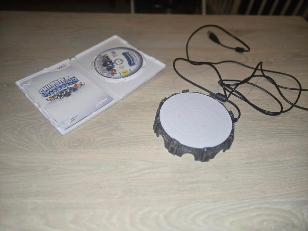 Jeux skylanders spyro's adventure +plate-forme, Consoles de jeu & Jeux vidéo, Jeux | Nintendo Wii, Enlèvement ou Envoi, Comme neuf