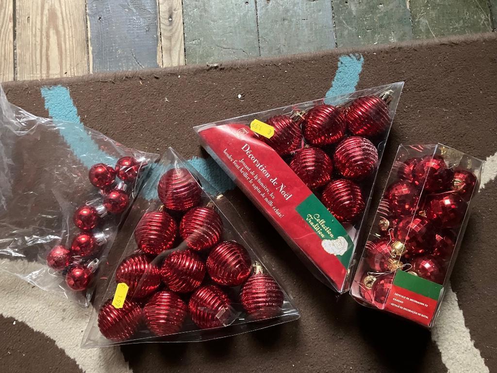 Boules de Noël, Enlèvement, Comme neuf