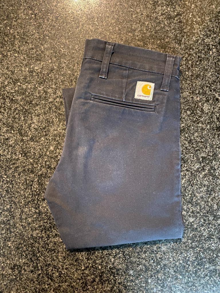 Donkerblauwe jeansbroek Carhartt 27 x 32, Blauw, Ophalen of Verzenden, Zo goed als nieuw, Carhartt